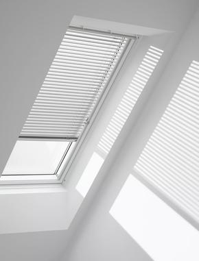 VELUX venetian blinds for roof windows